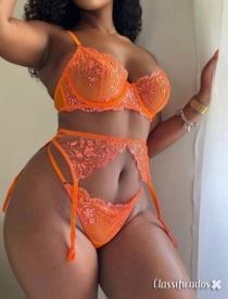 UMA MULATA ESTILO CAVALONA BUMBUM  GULOSO ORAL DELIRANTE