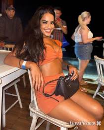Bruna disponível em Figueira da Foz