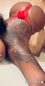 Bruna Brasileira , safada gulosa , preta da bucetinha rosa