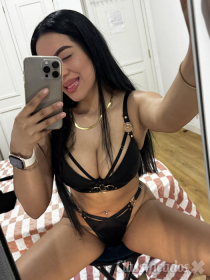 Monique Brasileirinhas