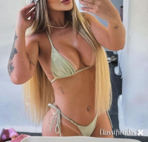 Bianca sua Namoradinha de luxo com oral inesquecível