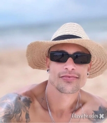 Garoto atraente