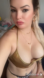 Karol MAMAS XL BOCA COM ORAL PROFUNDO BUCETINHA EM BRASA