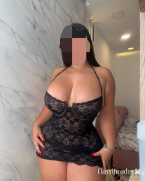 Colombiana de 23 años Fiestera rica con culo grande