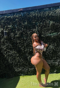 GATA MORENA TUA NAMORADINHA