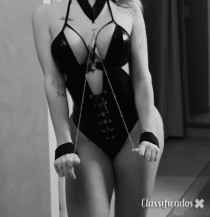 Mulata quentinha e carinhosa! Adoro oral bem babadinho