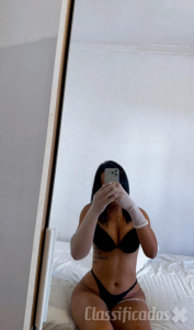 Malu A puta do Anal  em Guimarães
