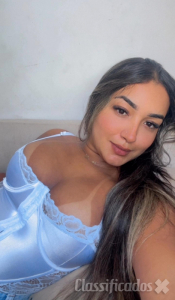 Júlia- Loira Sedutora, Jovem e Inesquecível