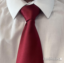 Homem convive não comercial