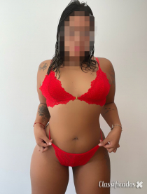 Morena sapekinha na bct molhadinha