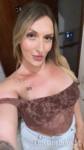 Nicole portuguesa, linda e sensual