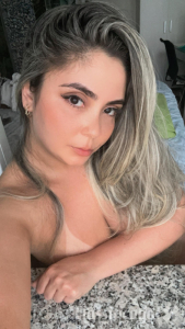 Brasileira de 21 aninhos recém chegada!
