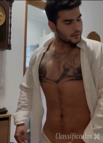 RODRIGO HOMEM COM BUCETA
