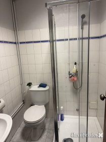 alugo quarto semanal